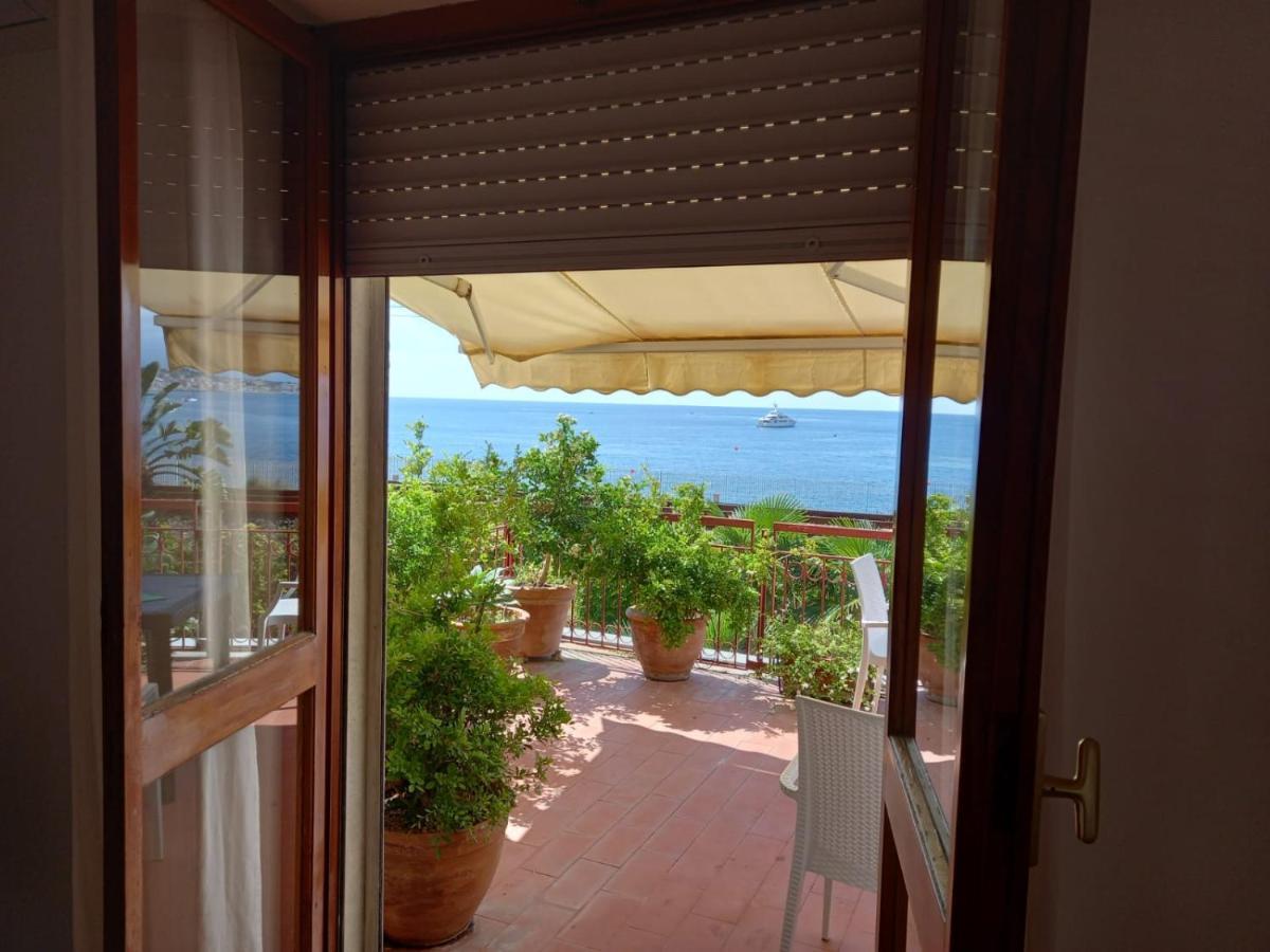 White Lotus Apartment Taormina Exterior photo